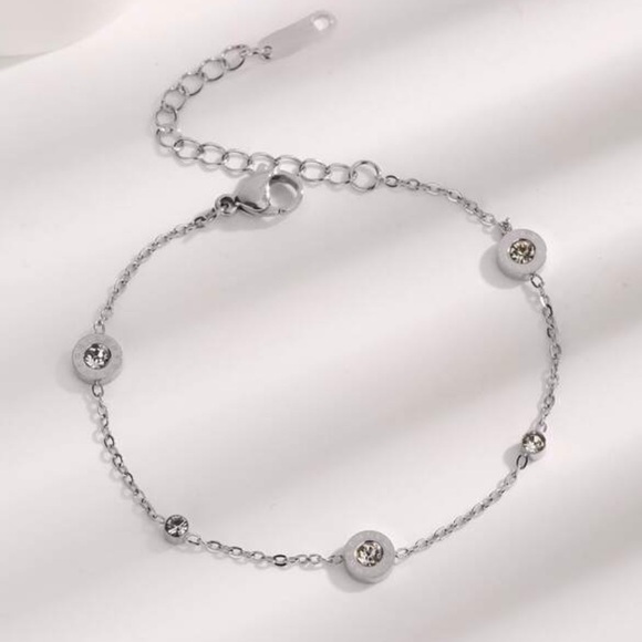 Jewelry - Elegant Silver Bracelet with Crystal Accents